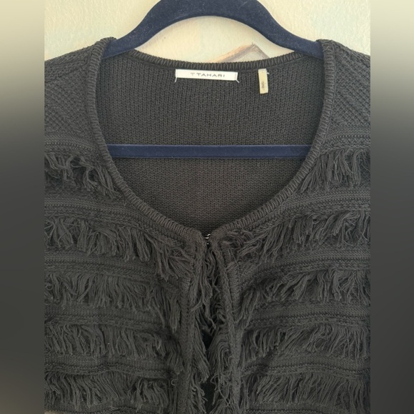 T TAHARI Black Fringe Front Cardigan Open Front Sweater Size Large - Picture 2 of 7